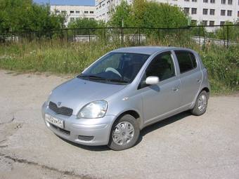 2003 Toyota Vitz Pictures