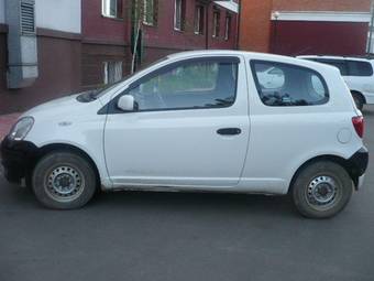 2003 Toyota Vitz Pictures