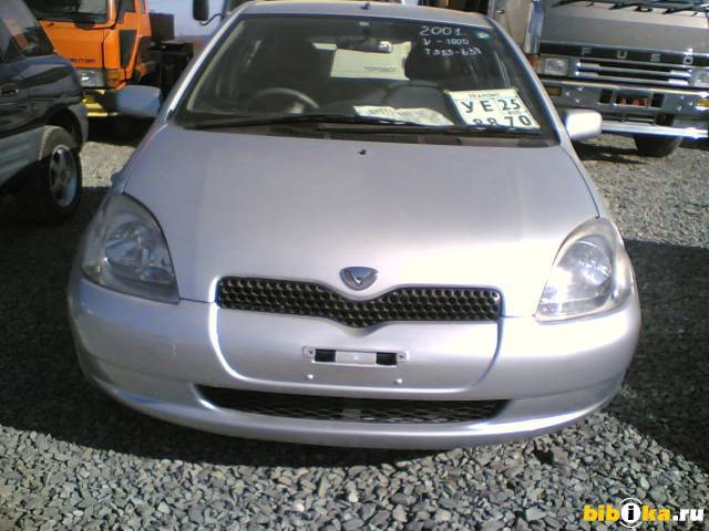 2004 Toyota Vitz