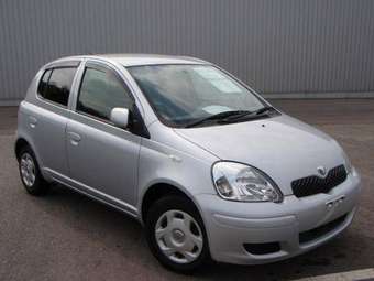 2004 Toyota Vitz