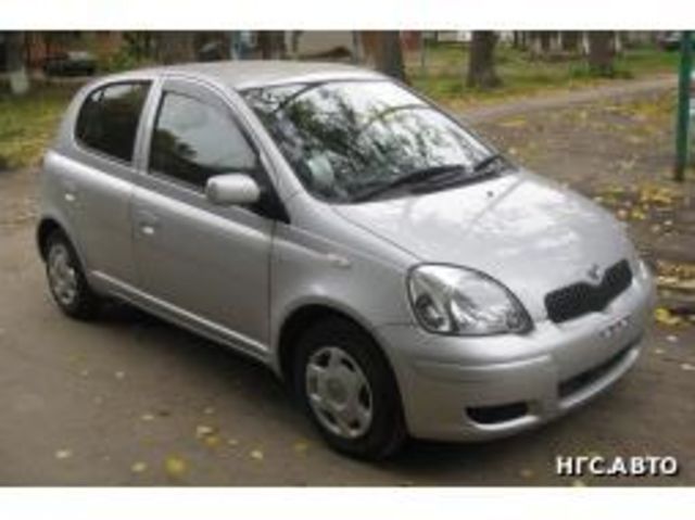 2004 Toyota Vitz
