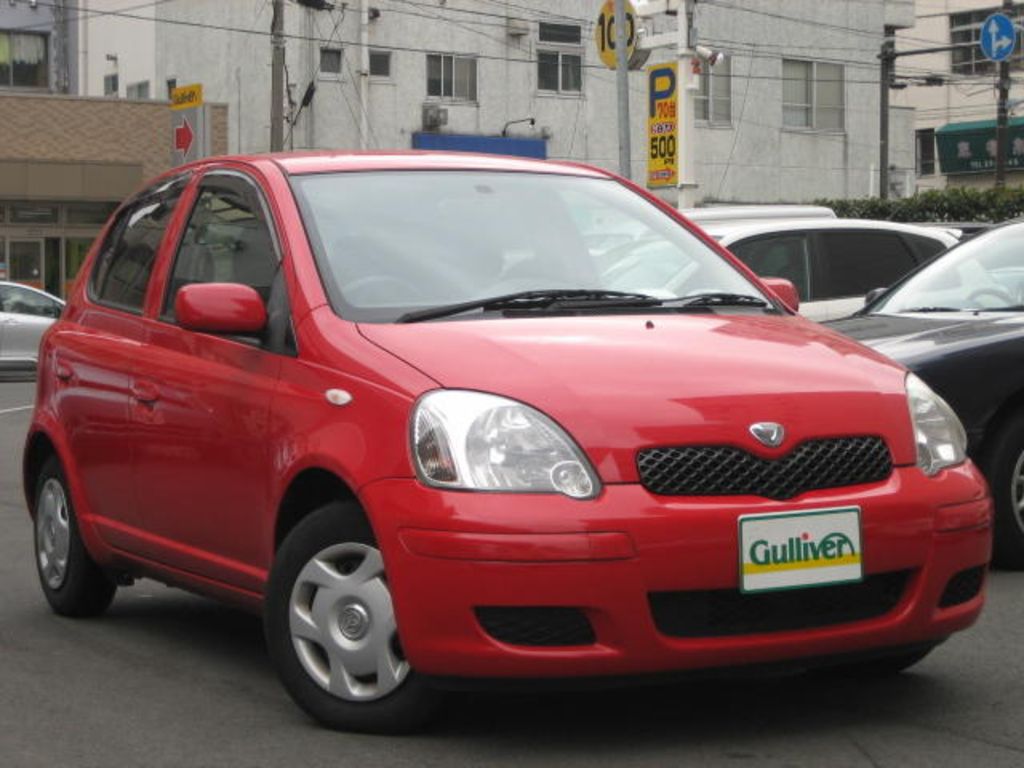 2004 Toyota Vitz