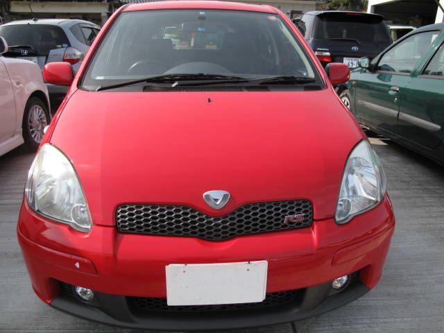2004 Toyota Vitz