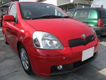 2004 Vitz