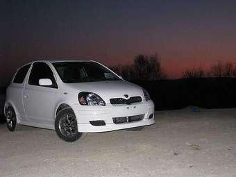 2004 Toyota Vitz Pictures
