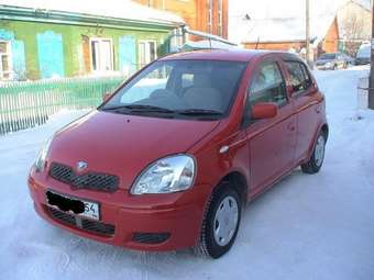 2004 Toyota Vitz Pictures