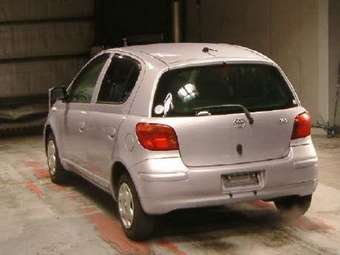 2004 Toyota Vitz Pictures