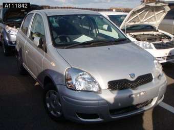 2004 Toyota Vitz Images