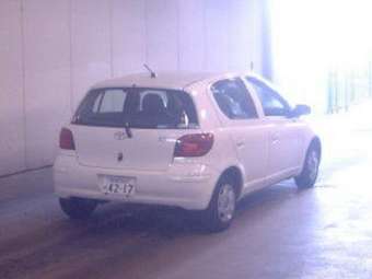 2004 Toyota Vitz Pictures