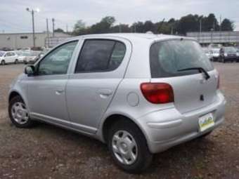2004 Toyota Vitz Pics