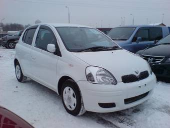 2004 Toyota Vitz Pictures