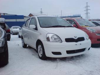 2004 Toyota Vitz Pictures