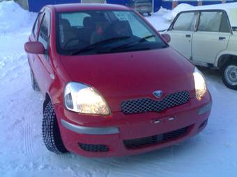 2004 Toyota Vitz Pictures