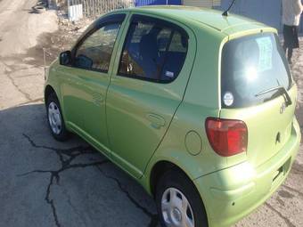 2004 Toyota Vitz Pictures