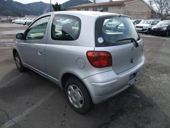 2004 Toyota Vitz Pictures