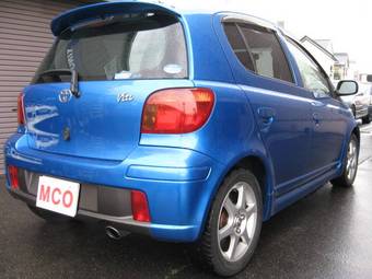 2004 Toyota Vitz Pictures