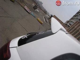 2004 Toyota Vitz Pictures