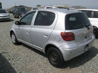 2004 Toyota Vitz Pictures