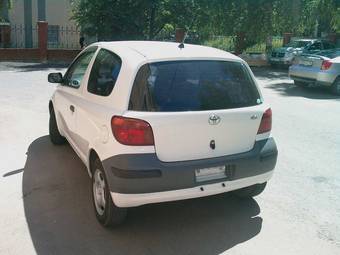 2004 Toyota Vitz Pictures