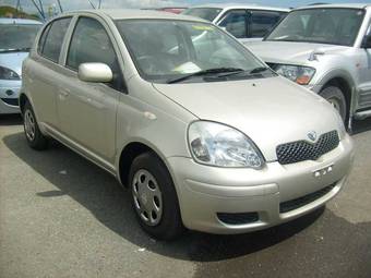 2004 Toyota Vitz Pics