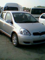 2004 Toyota Vitz Pictures