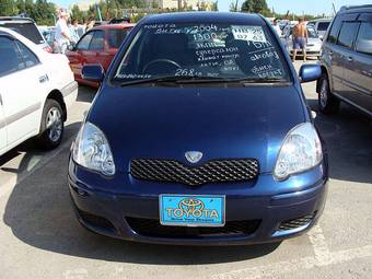 2004 Toyota Vitz Pictures