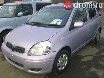 2004 Toyota Vitz Photos