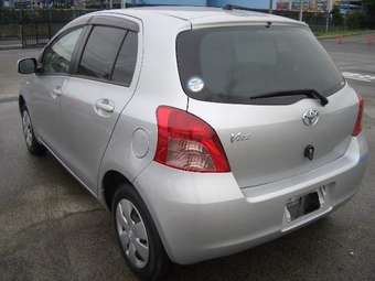 2005 Vitz