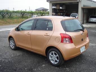 2005 Vitz