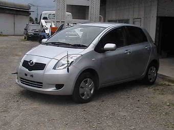 2005 Toyota Vitz