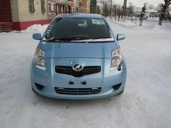 2005 Vitz