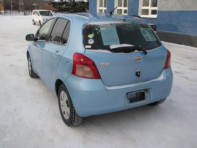 2005 Toyota Vitz