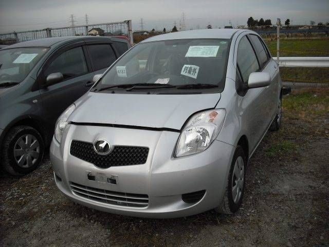 2005 Toyota Vitz