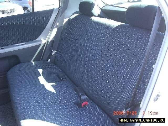 2005 Toyota Vitz