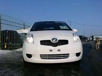 2005 Vitz