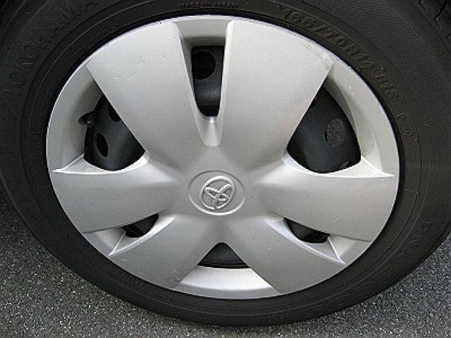 2005 Toyota Vitz