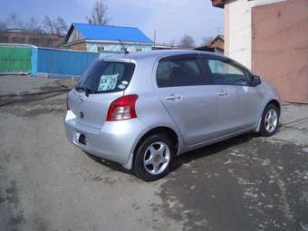 2005 Vitz