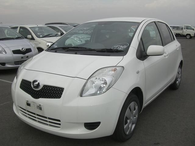 2005 Toyota Vitz