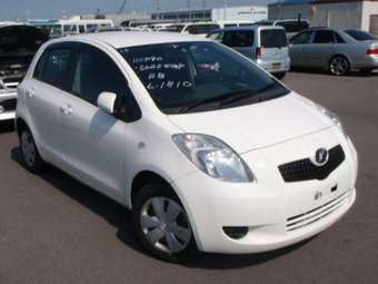 2005 Toyota Vitz