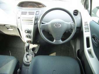 2005 Vitz