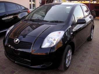 2005 Toyota Vitz