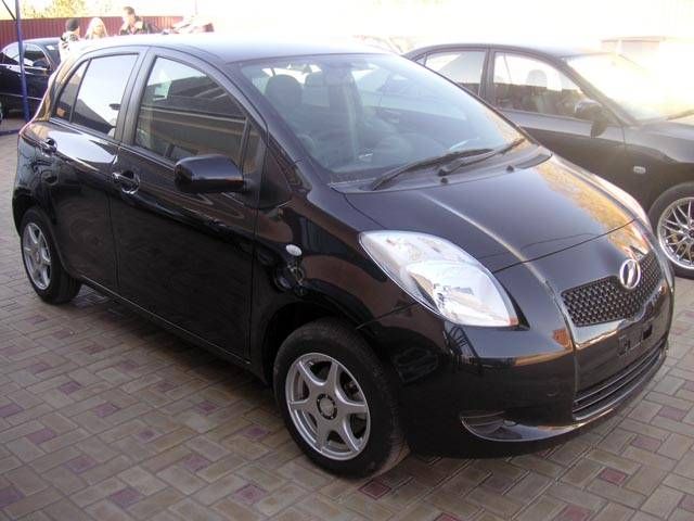 2005 Toyota Vitz