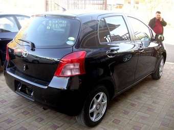 2005 Vitz