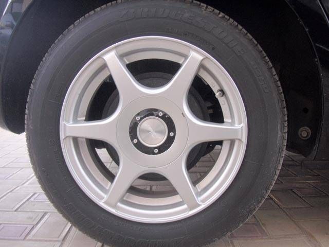 2005 Toyota Vitz