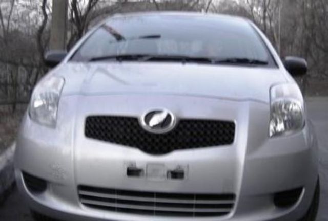 2005 Toyota Vitz