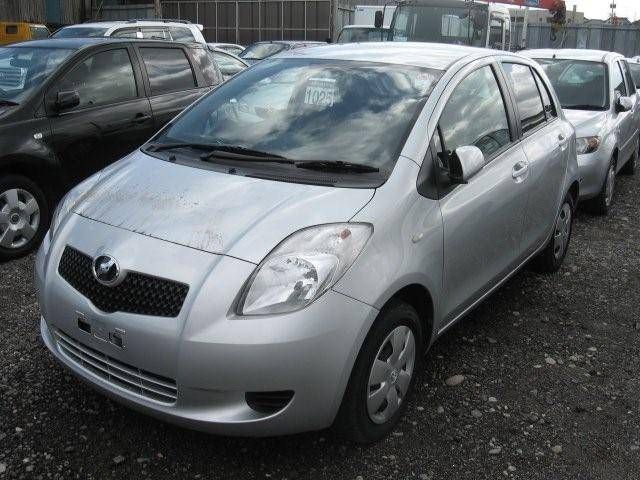 2005 Toyota Vitz
