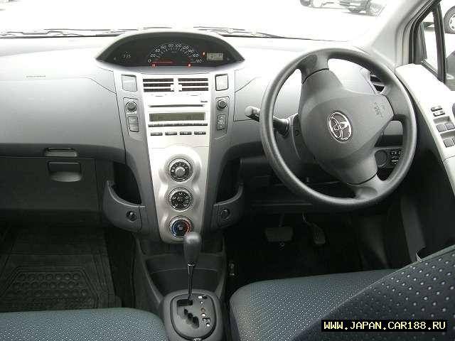 2005 Toyota Vitz