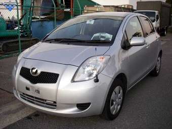 2005 Toyota Vitz