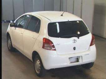 2005 Vitz