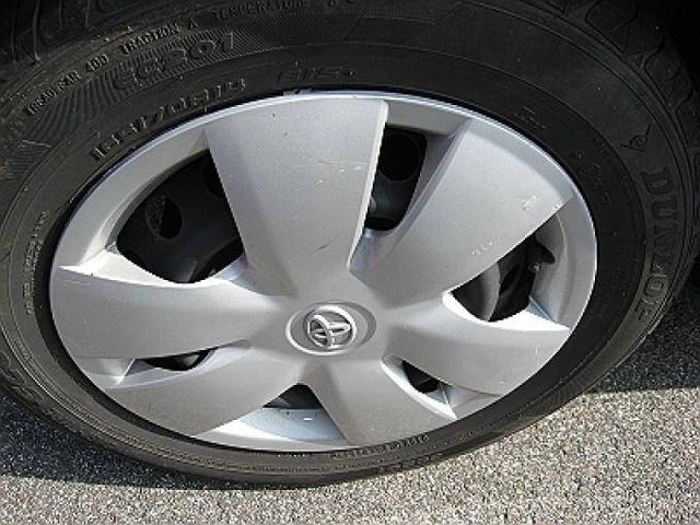 2005 Toyota Vitz